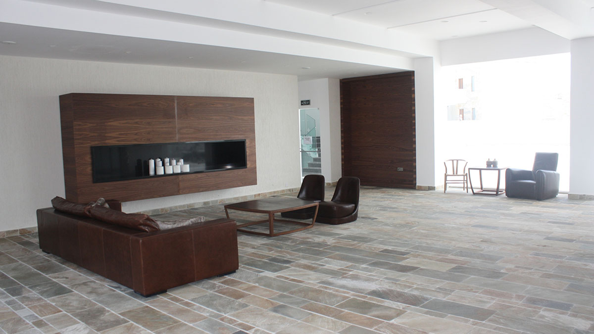 Amphora Hotel & Suites